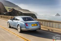 2016 Bentley Mulsanne rear 3/4 view