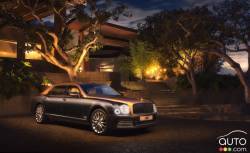 2016 Bentley Mulsanne extended wheelbase front 3/4 view