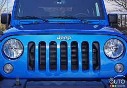 2016 Jeep Wrangler Sport S front grille