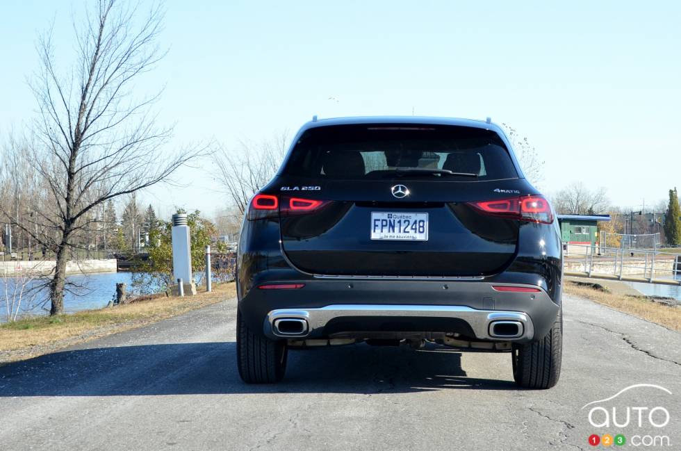 We drive the 2021 Mercedes-Benz GLA 250 4MATIC
