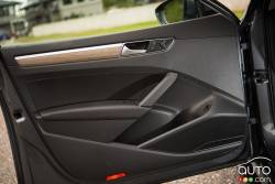 2016 Volkswagen Passat Comfortline door panel