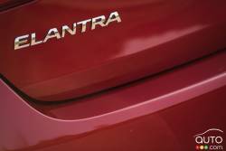 Écusson du modèle de la Hyundai Elantra GT Limited 2016
