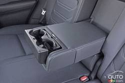 2016 Lexus NX 300h executive rear center armrest with cup holders