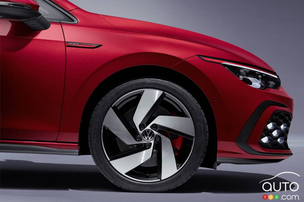 Introducing the 2021 Volkswagen Golf GTI