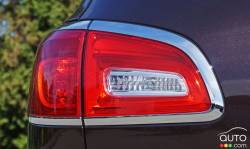 2016 Buick Enclave Premium AWD tail light