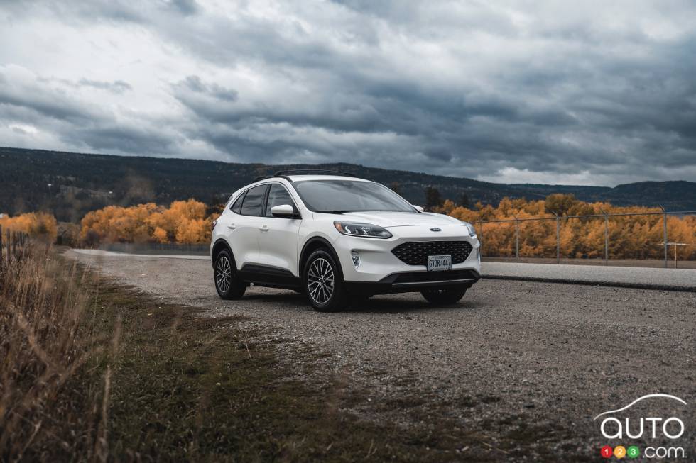 We drive the 2021 Ford Escape Plug-In Hybrid