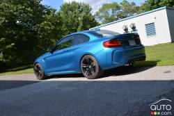 2016 BMW M2 rear 3/4 view