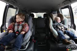 Rear seats with child seats