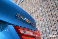 2016 BMW X4 M4.0i model badge