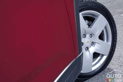 Front right wheel details