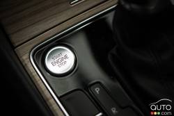 Bouton de démarrage et arrêt du moteur de la Volkswagen Passat Comfortline 2016