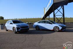 We drive the 2022 Hyundai Kona N and Elantra N at Mosport