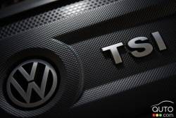 2016 Volkswagen Golf GTI engine detail