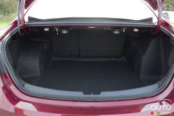 2016 Chevrolet Malibu trunk