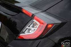2017 Honda Civic Hatchback tail light