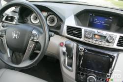 2016 Honda Odyssey Touring steering wheel