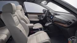 2017 Honda CR-V front seats