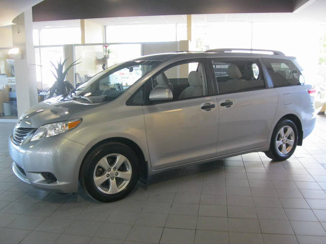 pre owned toyota sienna for sale #5