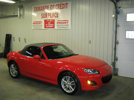 Mazda Miata MX5 2011 d'occasion - PAQUET NISSAN � L�VIS SUR LA RIVE-SUD DE QU�BEC