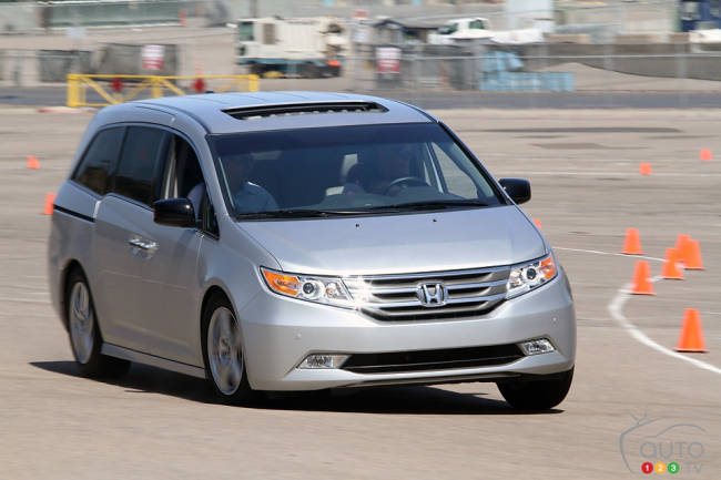 Honda Odyssey Touring 2011 Honda Odyssey Touring 2011
