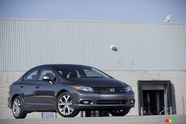 Honda Civic Si berline 2012 vue 3/4 avant