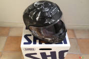 Sous la loupe : le casque de motocyclette Shoei RF-1100