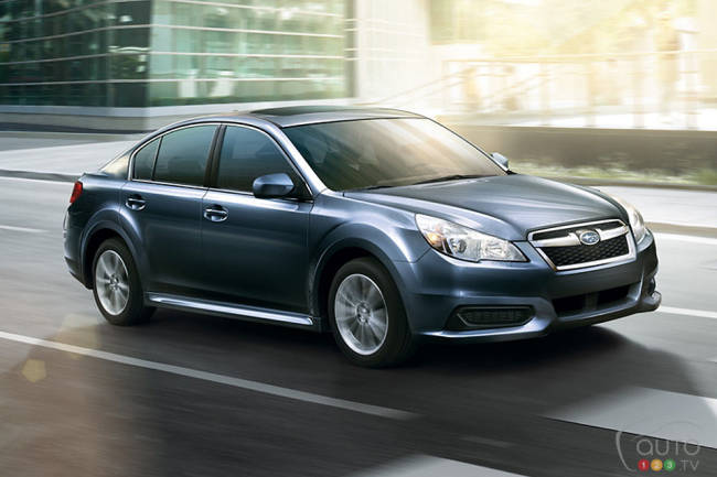 Subaru Legacy 2013 vue 3/4 avant