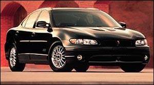 2002 Pontiac Grand Prix Specs, Price, MPG & Reviews