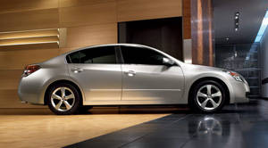 Research 2008
                  NISSAN Altima pictures, prices and reviews