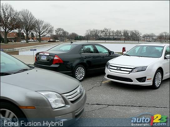 2010-ford-fusion-hybrid-007.jpg