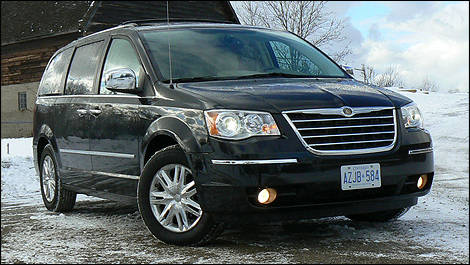 2009 chrysler minivan