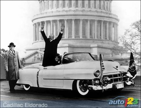 Plutôt que d'utiliser la voiture officielle de la Maison blanche, la décapotable à quatre porte Lincoln Cosmopolitan 1950, pour faire la parade qui suivit la cérémonie d'investiture comme président, Dwight Eisenhower (1953-1961) choisit une Cadillac Eldorado 1953. Il s'agissait d'un des 532 exemplaires de ce nouveau modèle produits cette année-là. 