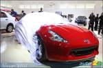 Nissan cube and 370z shown to Montreal
