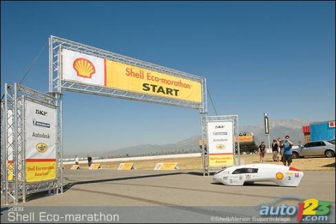 Laval University prepares for their winning run at the 2009 Shell Eco-marathon Americas challenge.