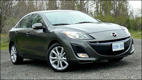 2010 Mazda 3 GT Review (video) Editor's Review | Car Reviews | Auto123