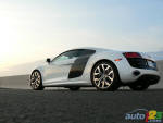 2010 Audi R8 5.2 Review (video)