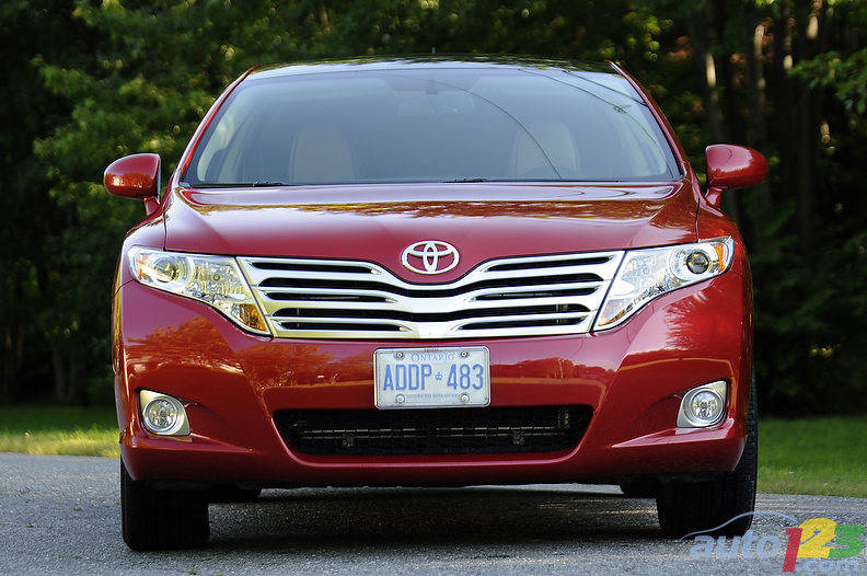 2009 Toyota Venza V6 AWD Review Editor's Review | Car News | Auto123