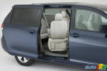 Toyota Debuts New Auto Access Seat for Third-Generation 2011 Sienna