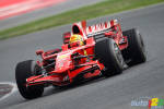 F1: Valentino Rossi et Felipe Massa pilotent la Ferrari F2008 � Barcelone (+photos)