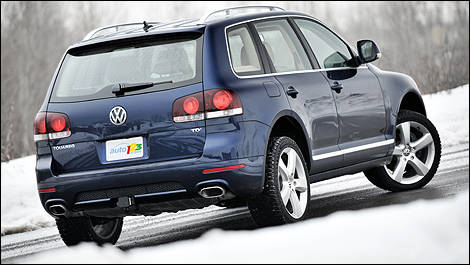 2010 Volkswagen Touareg Tdi Review Editor S Review Car Reviews Auto123