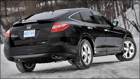 2010 Honda Accord Crosstour Ex L V6 Navi Review Editor S Review Car Reviews Auto123