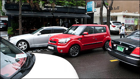 In The Streets Of Seoul With Kia Part 1 Car News Auto123 Photo Kim We Soo