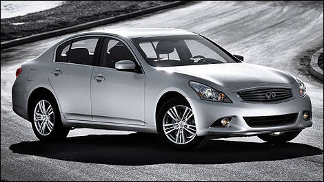 2010 Infiniti G37x Sedan Review Editor's Review | Car Reviews | Auto123