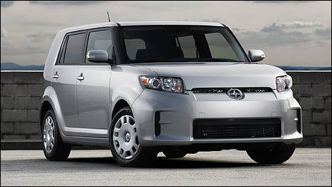 11 Scion Xb Preview Car News Auto123