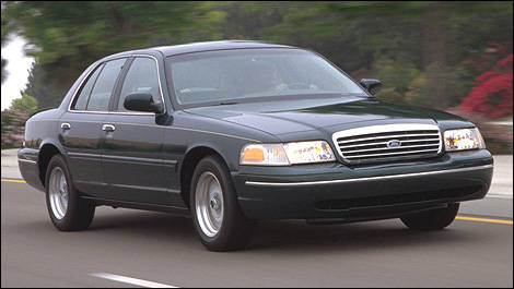 Ford Crown Victoria 1992- 2007 : occasion | Actualités automobile | Auto123