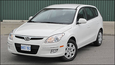 2010 Hyundai Elantra Touring GLS Review Editor's Review ...