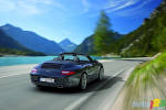 Porsche unveils 911 Carrera Black Edition
