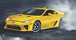 Lexus LFA en action+ Sports Illustrated+Ten Haken en bikini = une recette gagnante