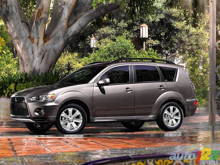 Mitsubishi Outlander 2011