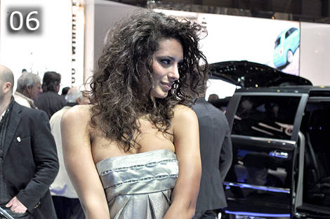 Top 10 Most Beautiful Girls from the Geneva Motor Show